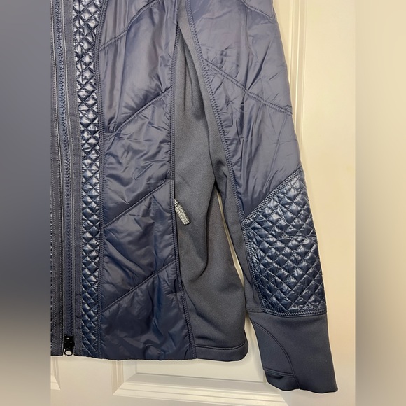 Athleta Women's Rock Ridge Primaloft Jacket Gray - Picture 5 of 11